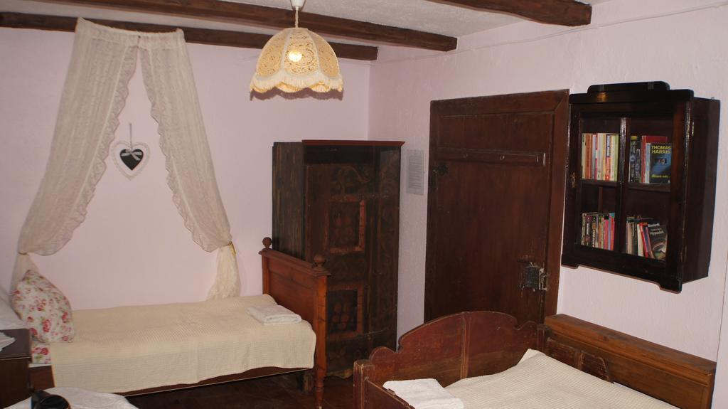 Pensjonat Nostalgia Sosnówka Buitenkant foto